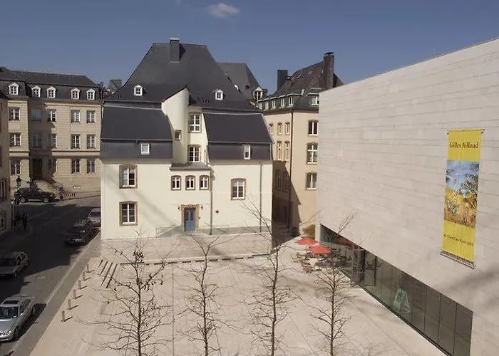 Parc Beaux Arts Hotel